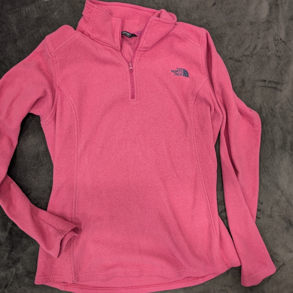 Medium The North Face Vibrant Pink Fleece Pullover